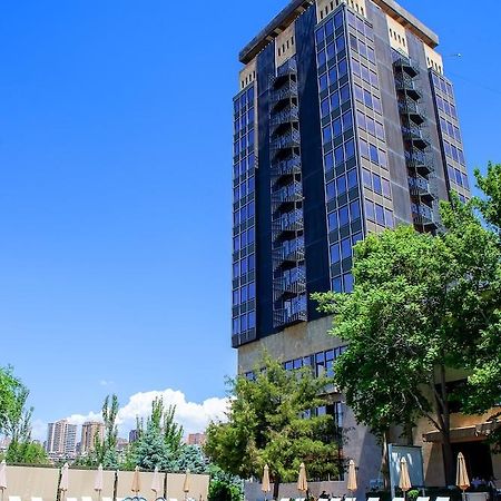 President Hotel By Hrazdan Hotel Cjsc Ereván Exterior foto